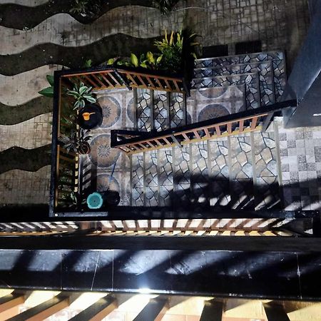 Gbu Loboc River Guesthouse Esterno foto
