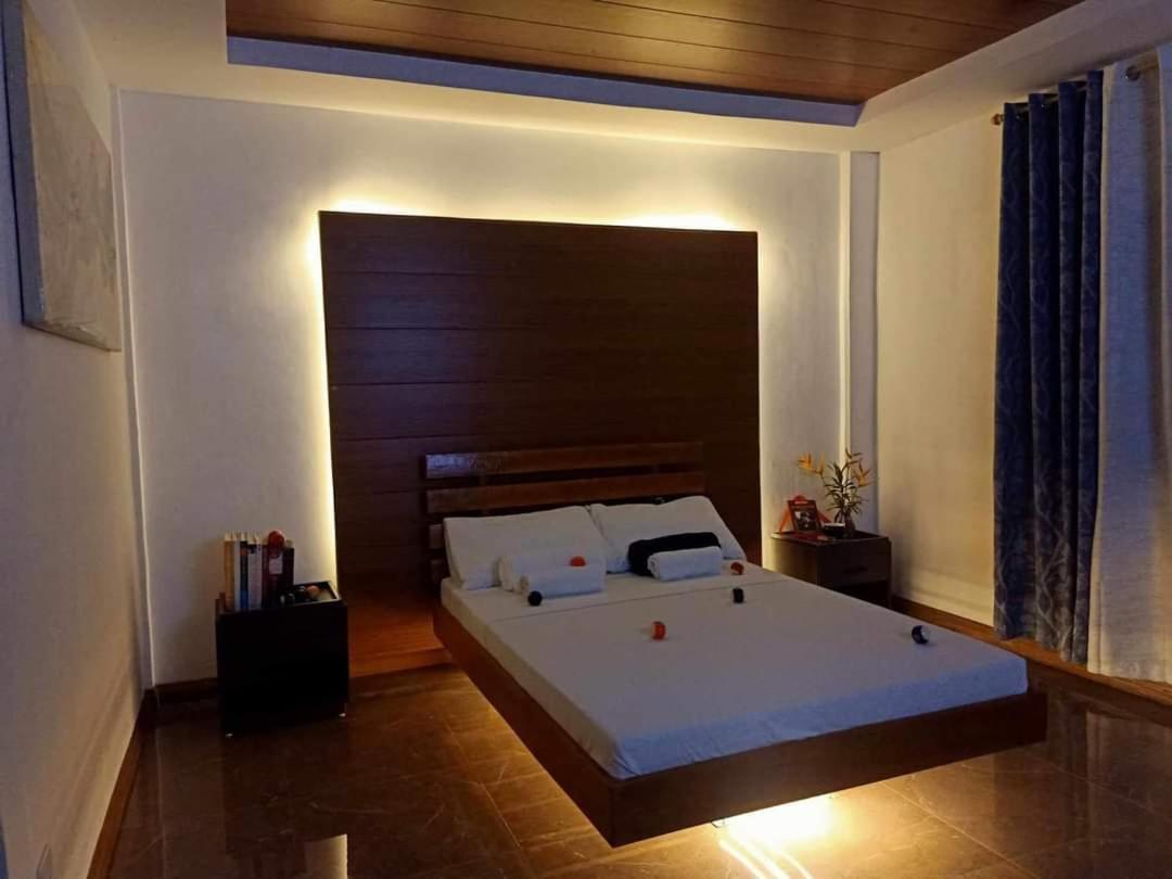Gbu Loboc River Guesthouse Esterno foto