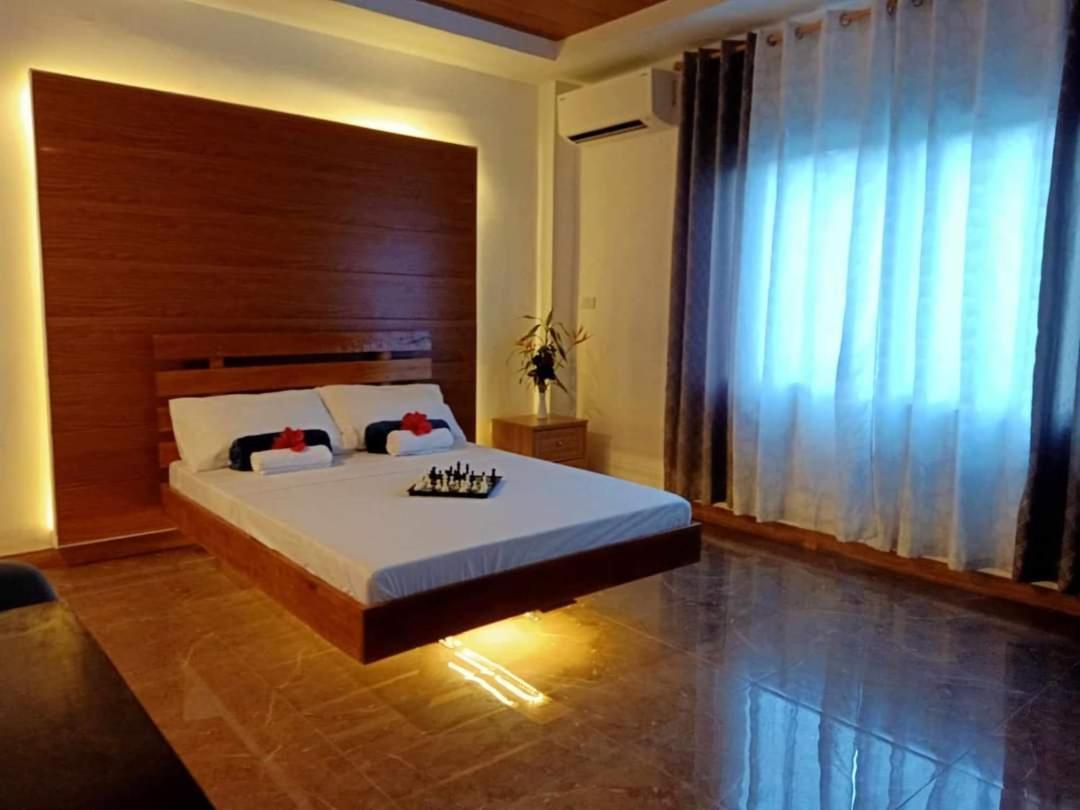 Gbu Loboc River Guesthouse Esterno foto