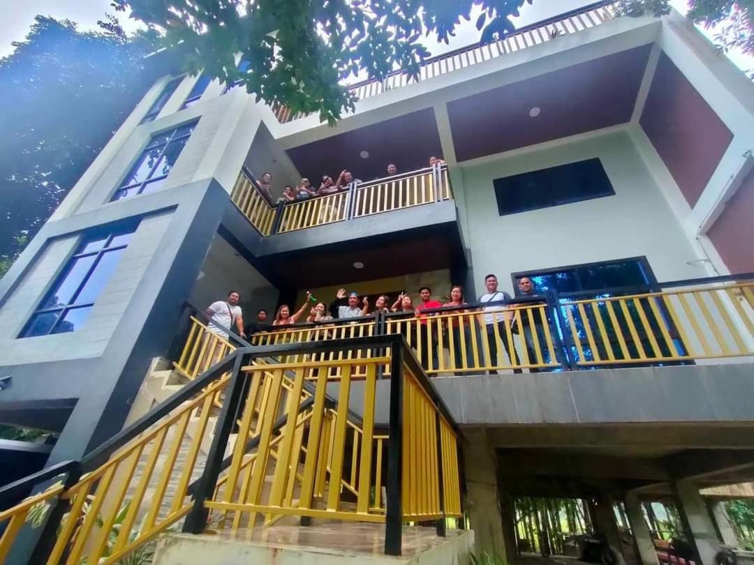 Gbu Loboc River Guesthouse Esterno foto